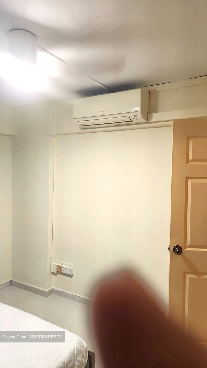 Serangoon Central (Serangoon),  #556357751